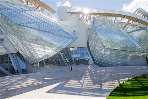 louis vuitton building japan|louis vuitton frank gehry.